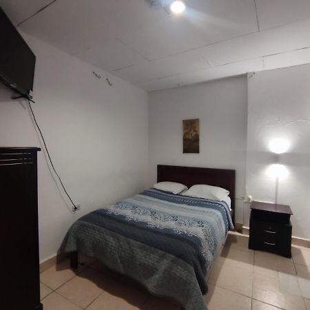 Hostal La Merced Cuenca Exterior foto